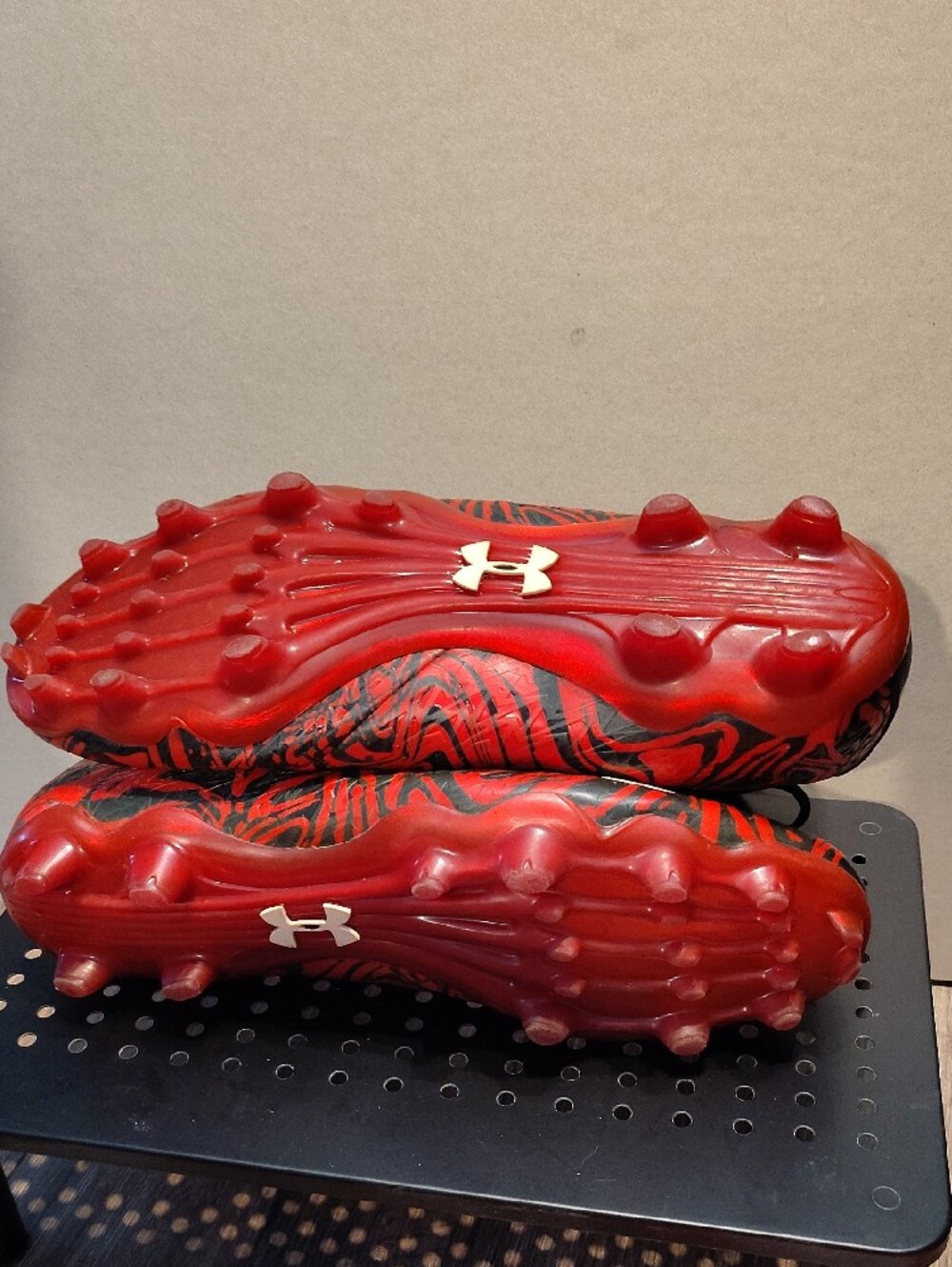 Under Armour Red and Black Athletic Cleats - Picture 5 of 6